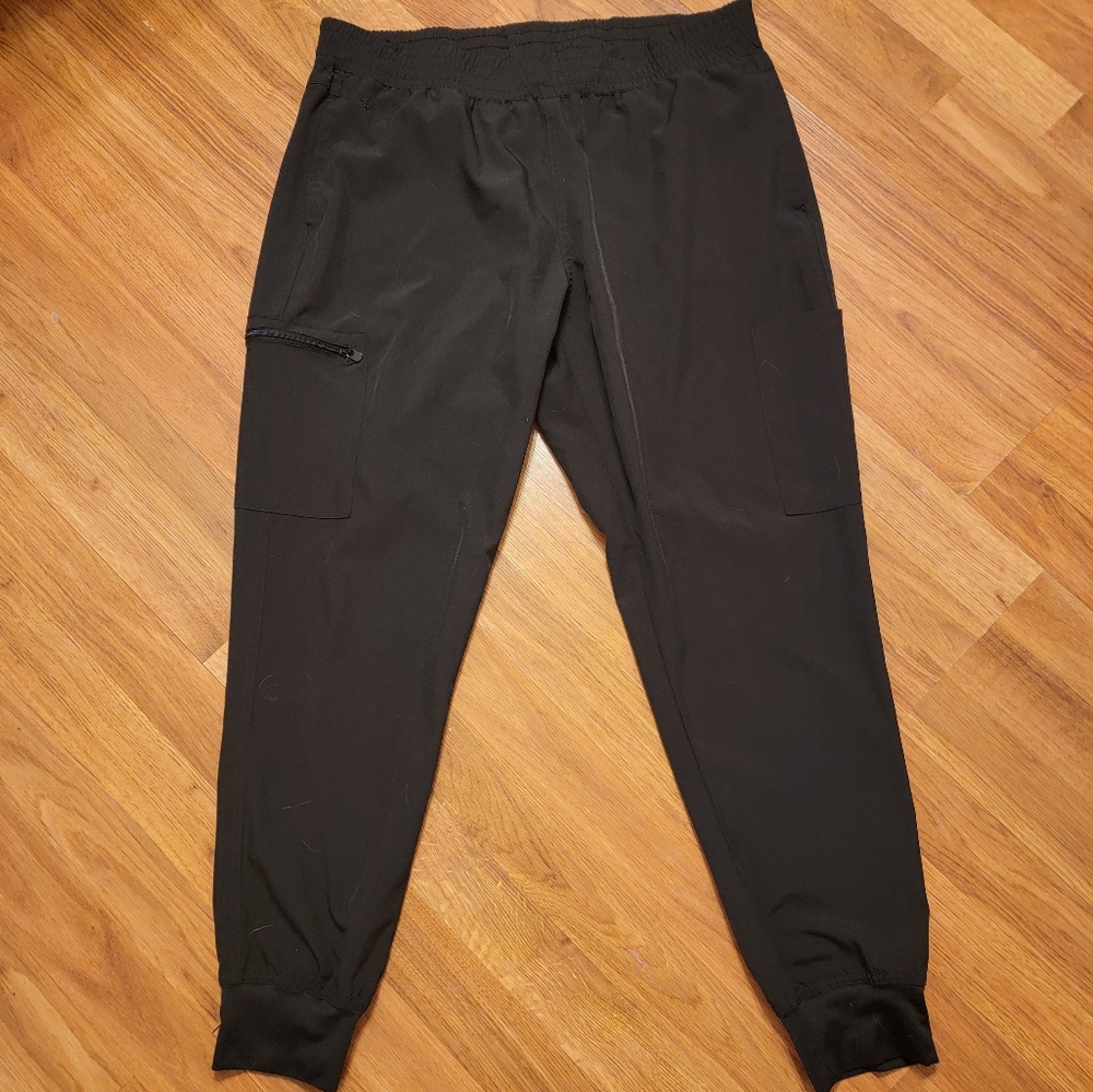 Black Med Conture joggers women's large